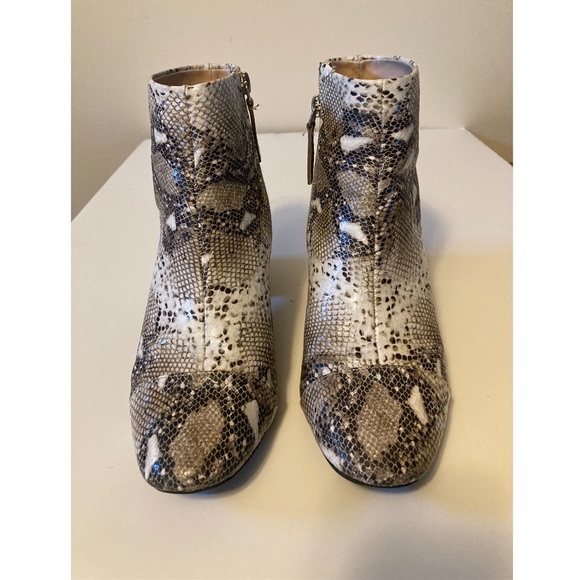 Zara Trafaluc cap toe faux snakeskin bootie size US 6.5 - Picture 5 of 10